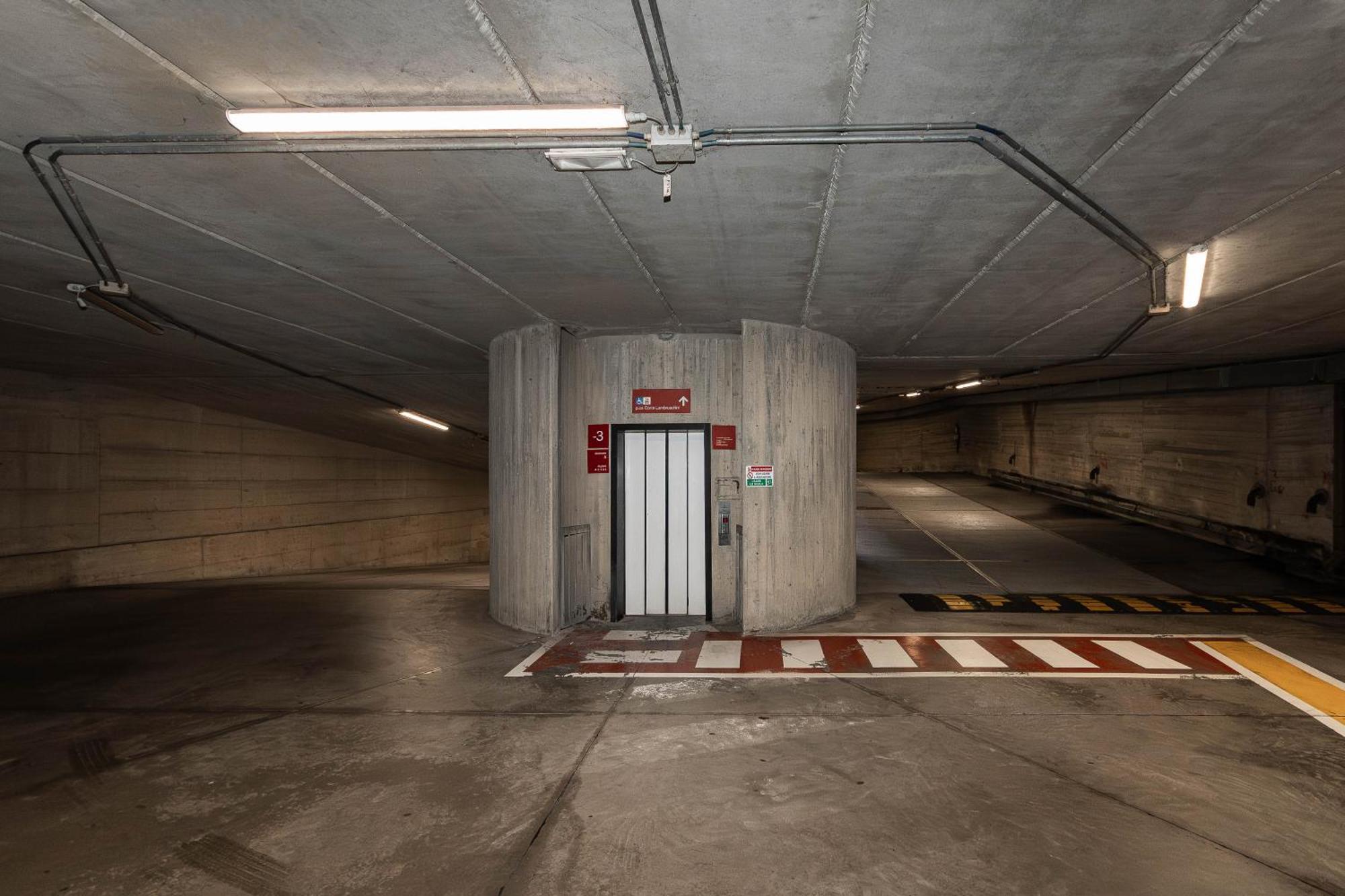 Free Parking In Luxury Suite With City View - Steps To Brignole Train Station Genoa Exterior photo